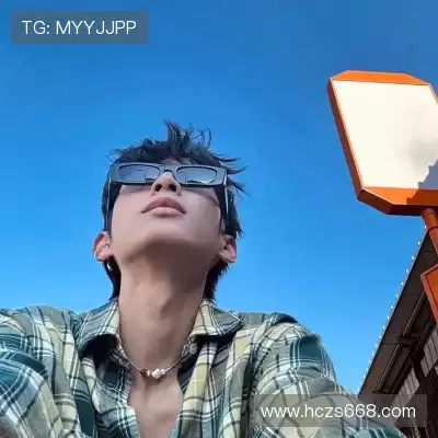 魏航钦